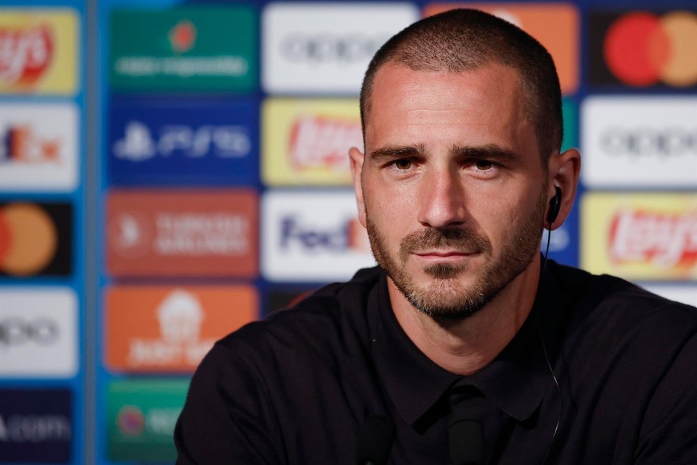 Intervista a Bonucci prima di Italia-Inghilterra. EFE/EPA/YOAN VALAT