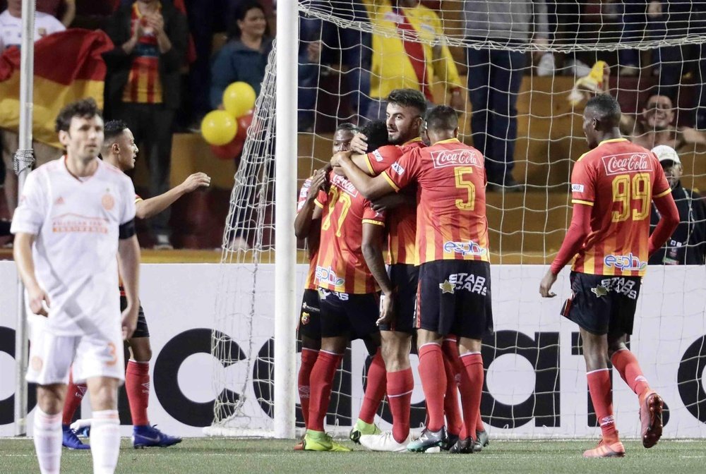 Herediano puede ser campeón invicto del Apertura de Costa Rica. EFE