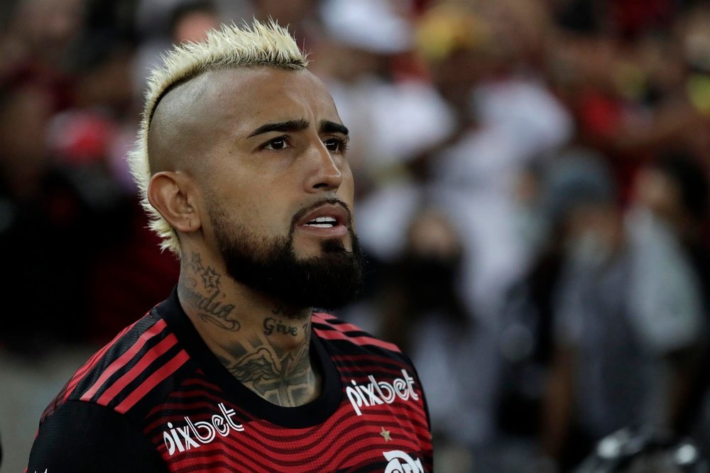 Vidal fue multado por Flamengo. EFE