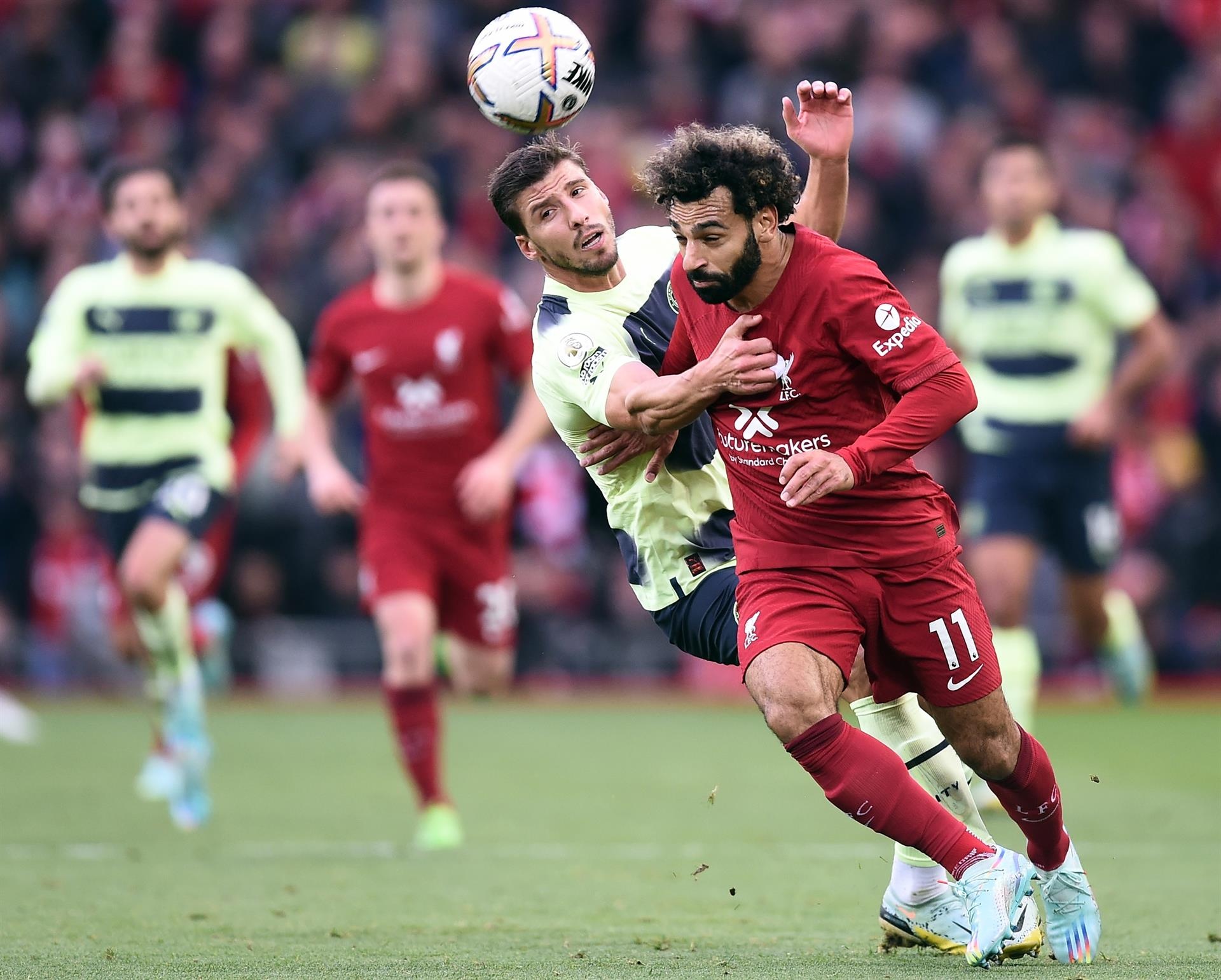 Gol de Mohamed Salah em partida contra o Manchester City pela 11ª rodada da Premier 22-23.EFE