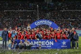 De retour au Club Nacional en juillet dernier, Luis Suarez vient de remporter un trophée avec son club formateur.