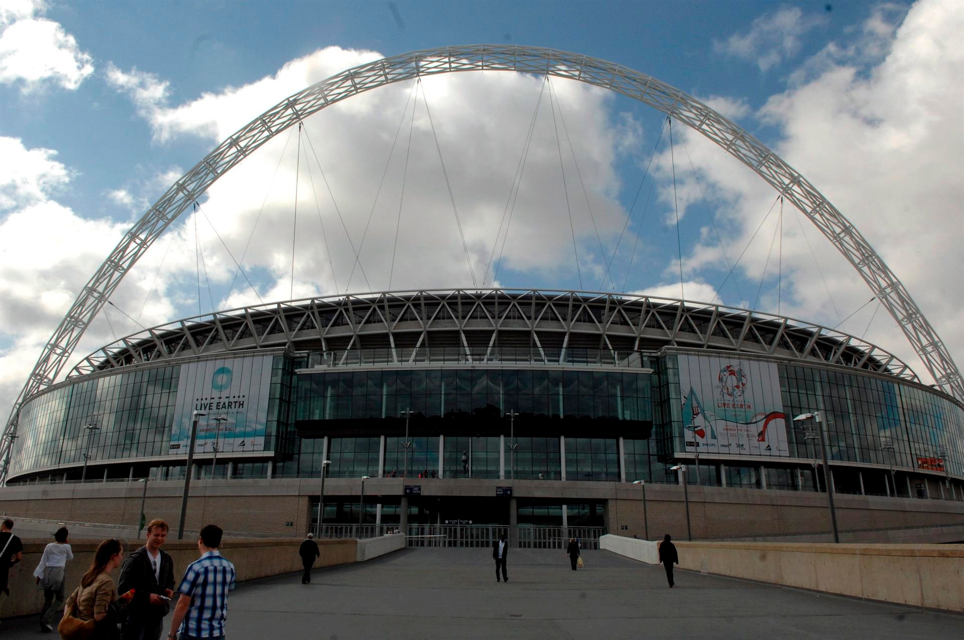 Wembley to host the play-off final. EFE