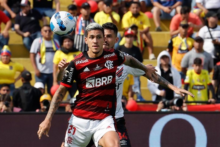 O Flamengo recusa uma oferta do Benfica por Pedro