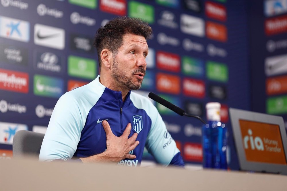 El Cholo prometió que seguirá con la misma ilusión que cuando llegó. EFE