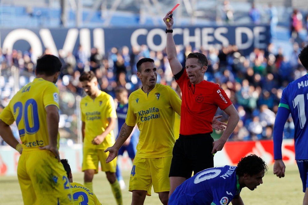 Luis Hernández fue expulsado ante el Getafe y cumplirá castigo esta jornada. EFE