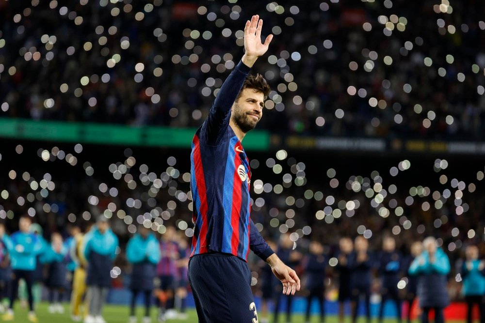 Gerard Pique's grandfather spoke about the footballer's retirement. EFE