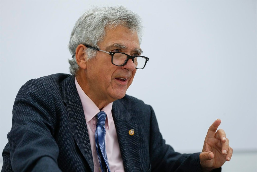 Villar está con Rocha. EFE