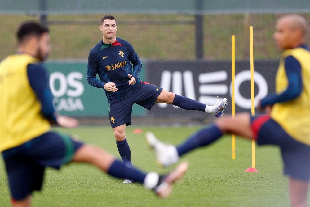 Cristiano Ronaldo va faire des grosses révélations sur Messi. EFE