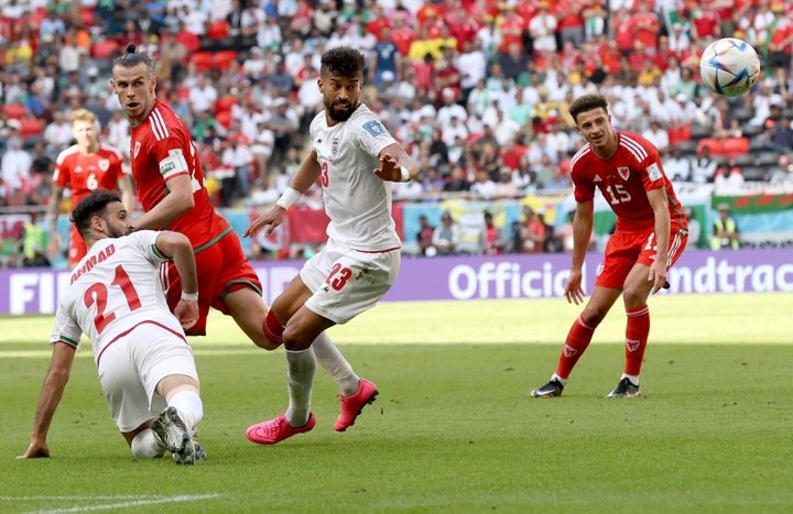 Iran snatch late victory over Wales
