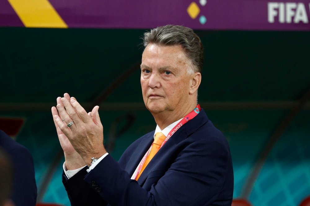 Van Gaal pidió calma con Memphis Depay. EFE