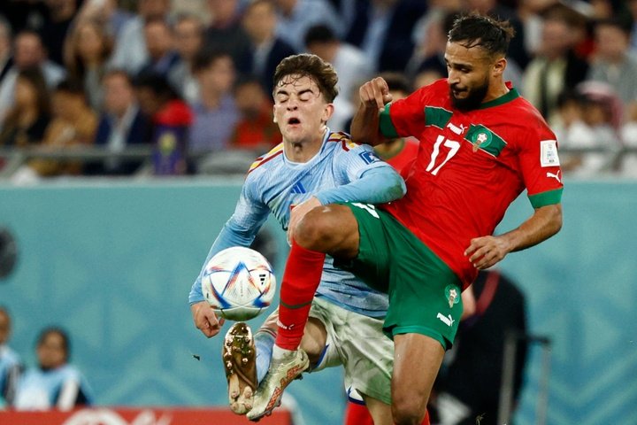 Facundo Tello, árbitro del Marruecos-Portugal; Wilton Sampaio, el del Inglaterra-Francia