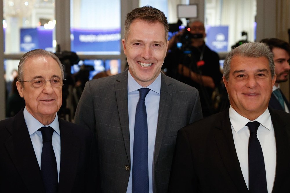 Madrid and Barca issued statements on the European Court's ruling in favour of the ESL. EFE