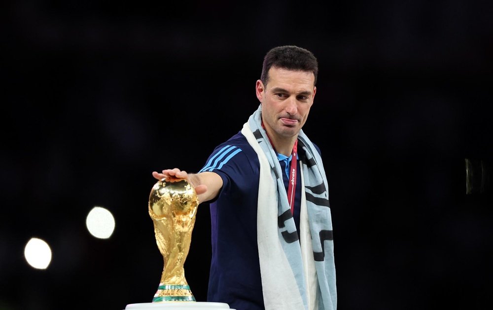 Scaloni led Argentina to their third WC title. EFE