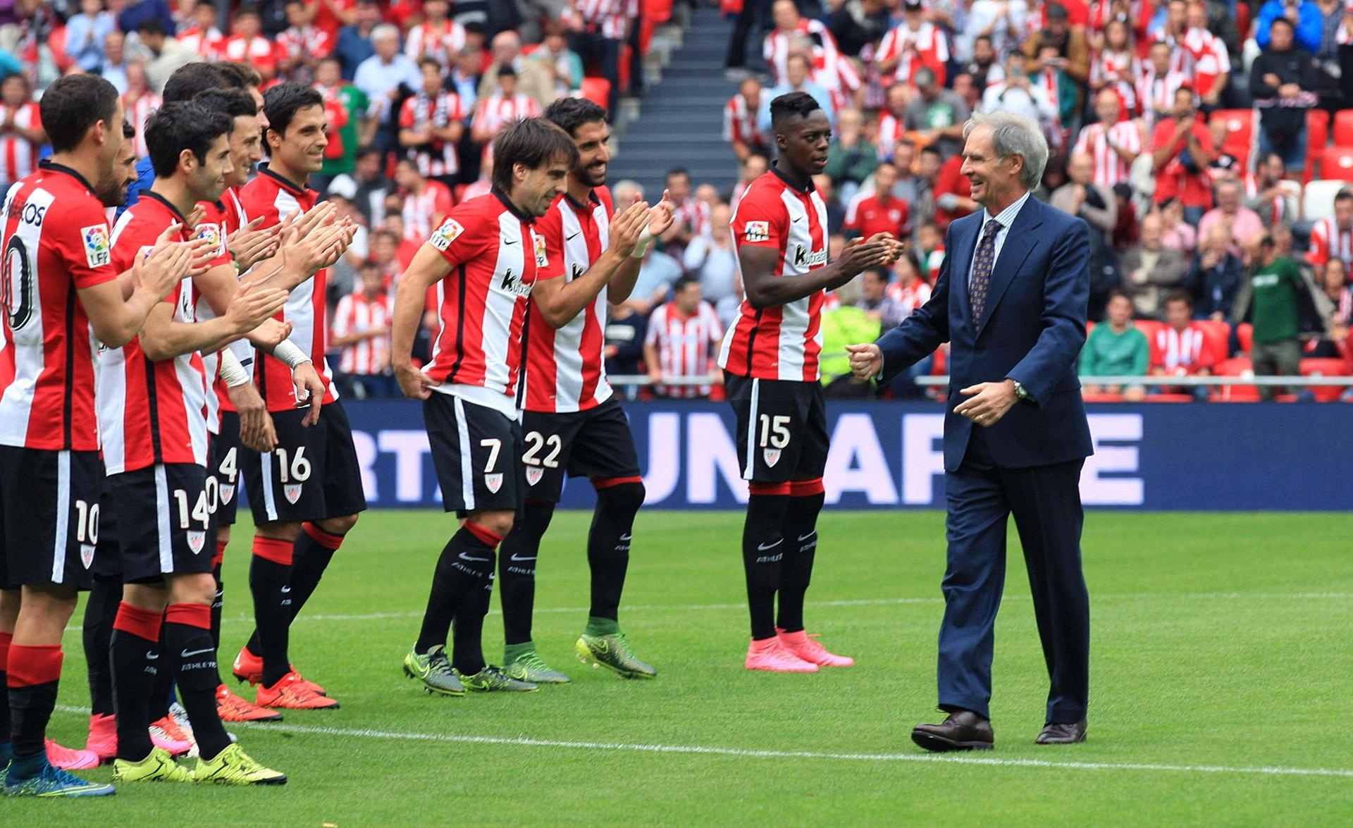El Athletic despidió a Txetxu Rojo. EFE