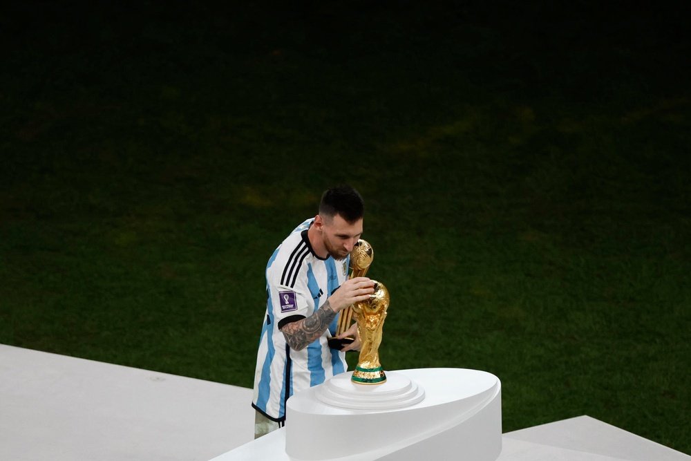 Messi logró el Mundial con Argentina en Catar. EFE