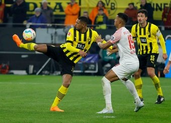 Dortmund e Augsburg fizeram um grande jogo no Signal Iduna Park! Sete gols e três pontos para os donos da casa.