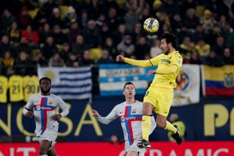 Villarreal announced on Wednesday 26th March the renewal of Dani Parejo's contract, which has been agreed for months. The midfielder is linked to the club until June 2026.