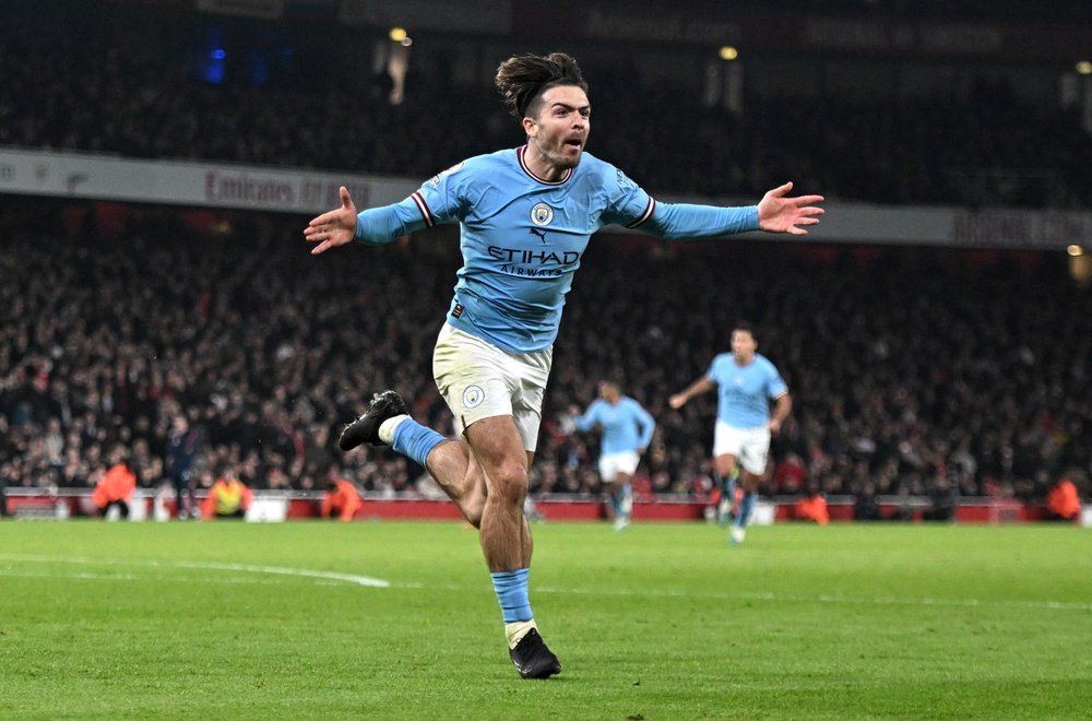 City vence o Arsenal e coloca fogo na Premier League. AFP