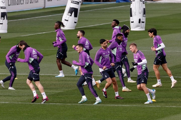 Benzema and Kroos trained with Madrid's reserve team