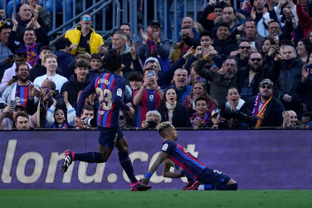 Le Barça souffre mais gagne, et distance le Real Madrid. EFE