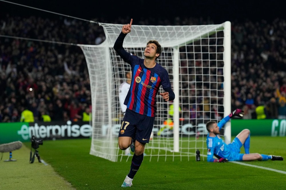 Marcos Alonso is on Atletico's radar. EFE