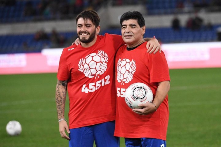 O filho de Maradona explode: 