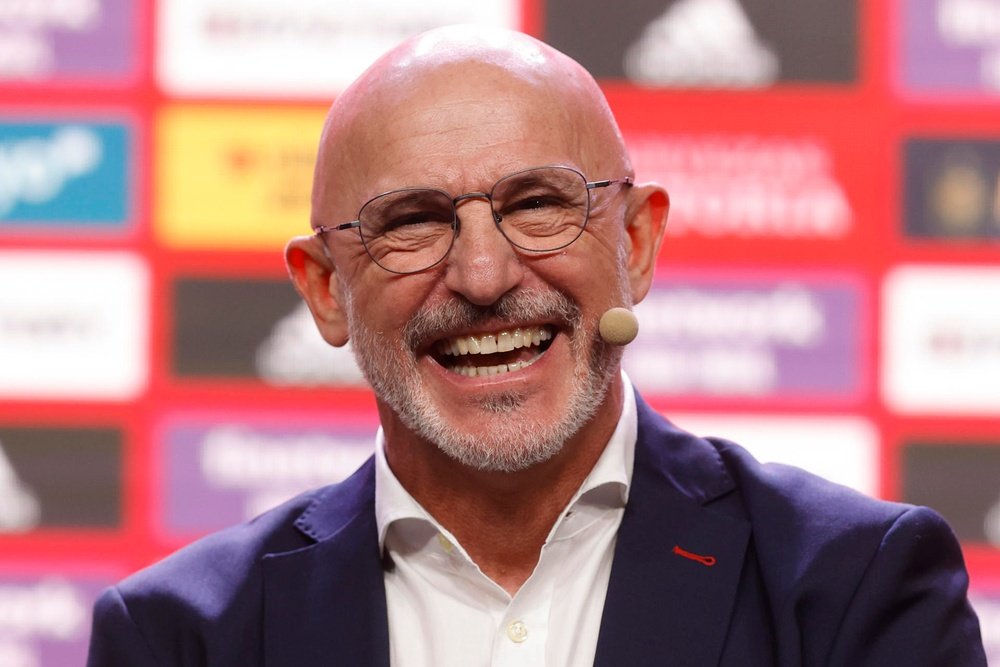 El entrenador se jugará el puesto en la Nations League. EFE
