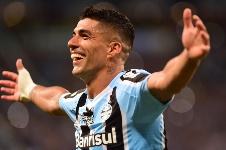 Grêmio renverse Botafogo avec un triplé de Luis Suarez