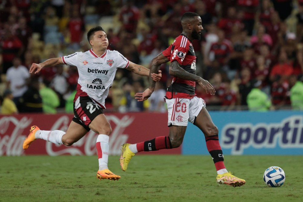 O capitão, Gerson, dentre as importantes baixas do Flamengo. EFE