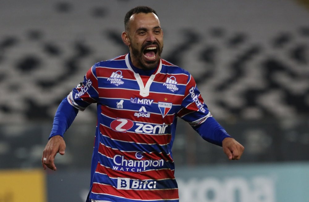 Fortaleza - Racing Club: Veja as prováveis escalações. EFE