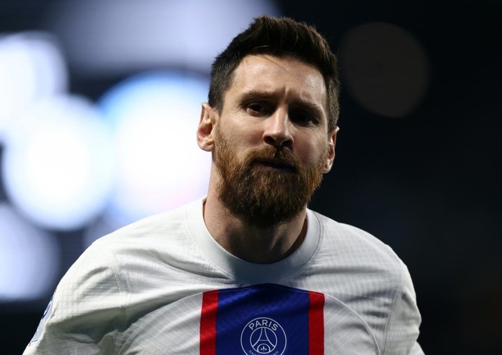 Pour Luis Figo, Messi ne mérite pas le Ballon d'Or