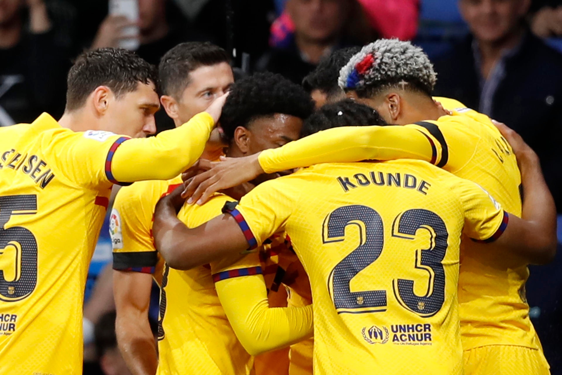 Barca will lift the trophy at the Camp Nou. EFE