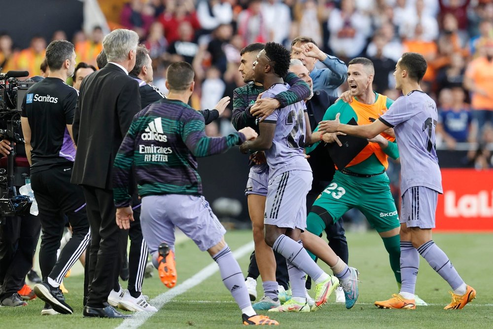 L'arbitre VAR de Valence-Real Madrid viré para la Fédération espagnole. EFE