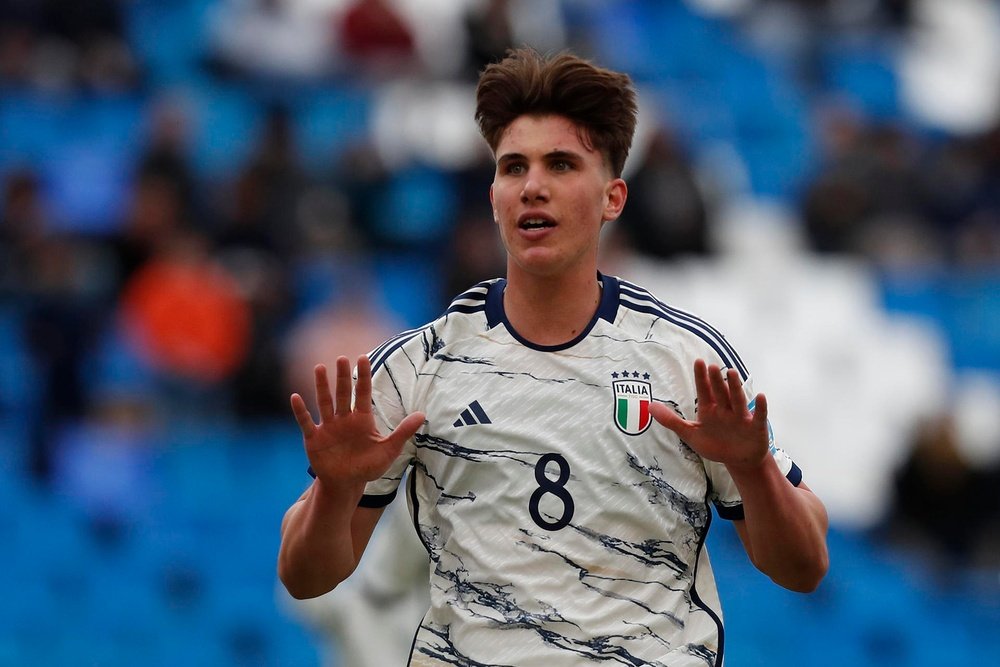 Le formazioni ufficiali di Inghilterra U20-Italia U20. EFE