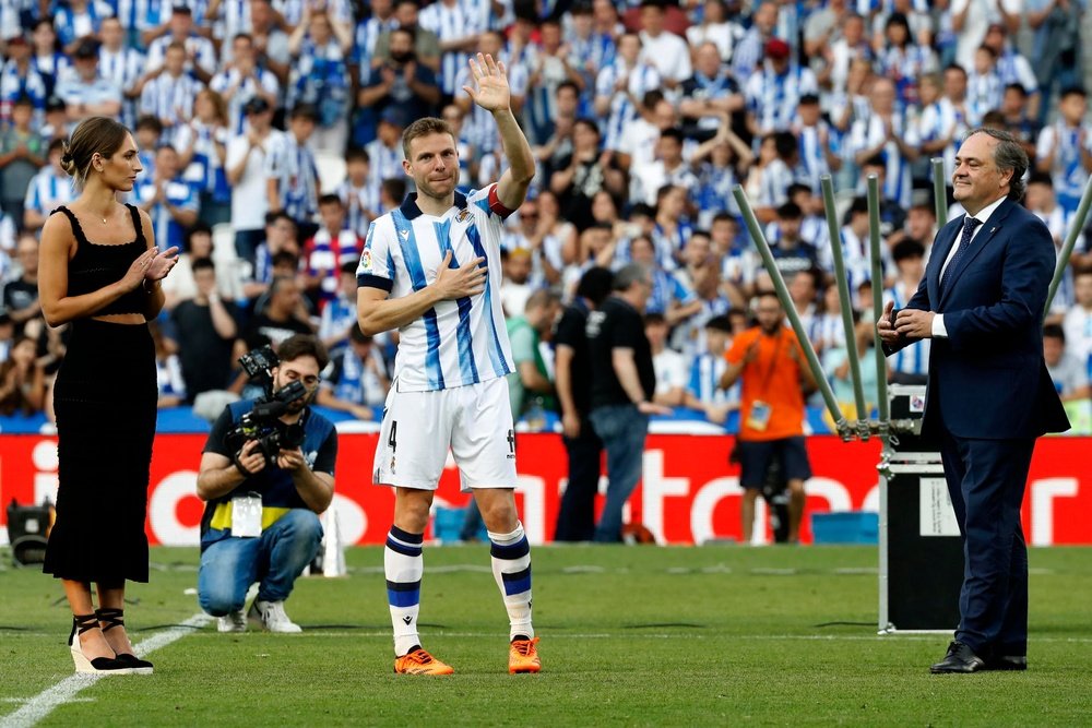 Illaramendi quitte la Real Sociedad dans l'émotion. EFE