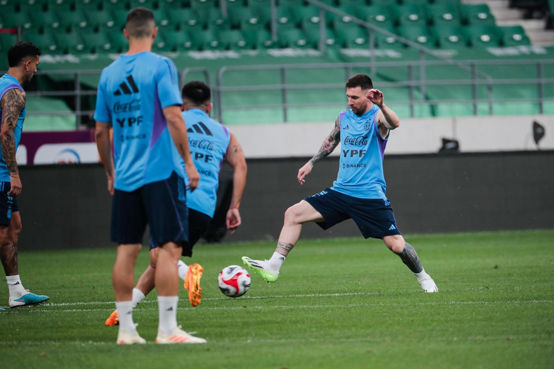 Messi could make his Inter Miami debut against Cruz Azul. EFE