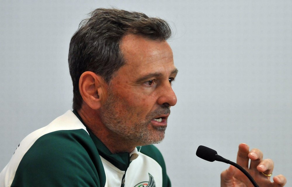 México demite treinador faltando seis dias para a estreia na Copa Ouro. EFE