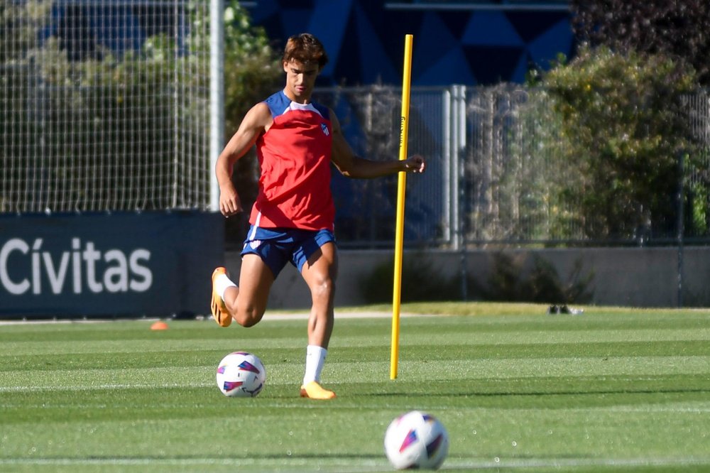 Xavi says no to Joao Felix or Carrasco. AFP