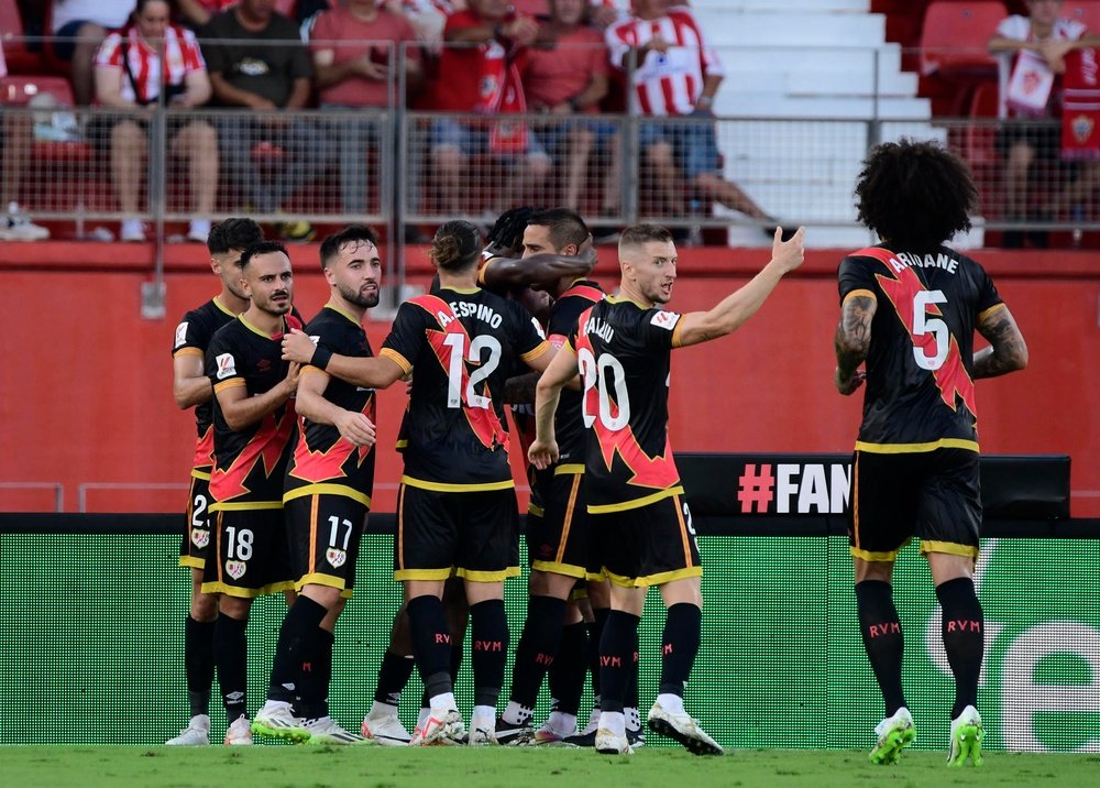 El Rayo Vallecano venció al Almería. EFE