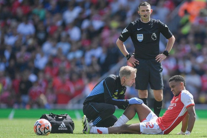 El Arsenal confirmó los peores presagios: Timber se rompió el ligamento cruzado anterior