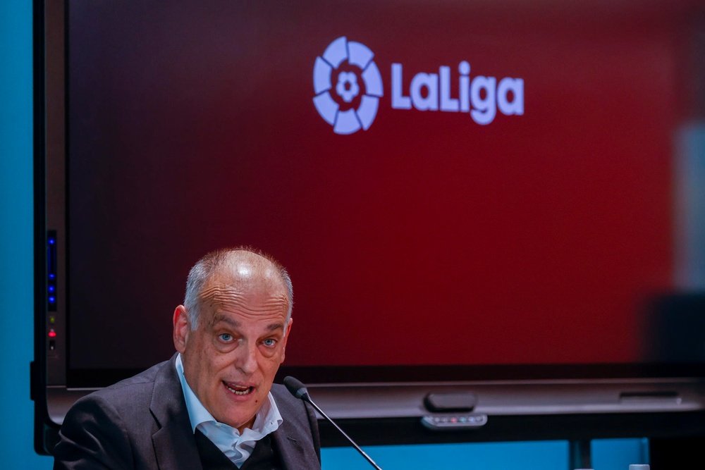 LaLiga demandará a quien se lucre distribuyendo fútbol pirata. EFE