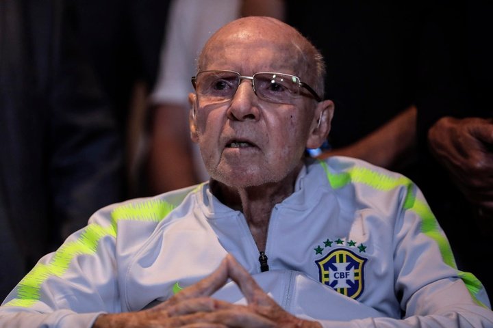O futebol, de luto: morre o único vencedor de quatro Copas do Mundo