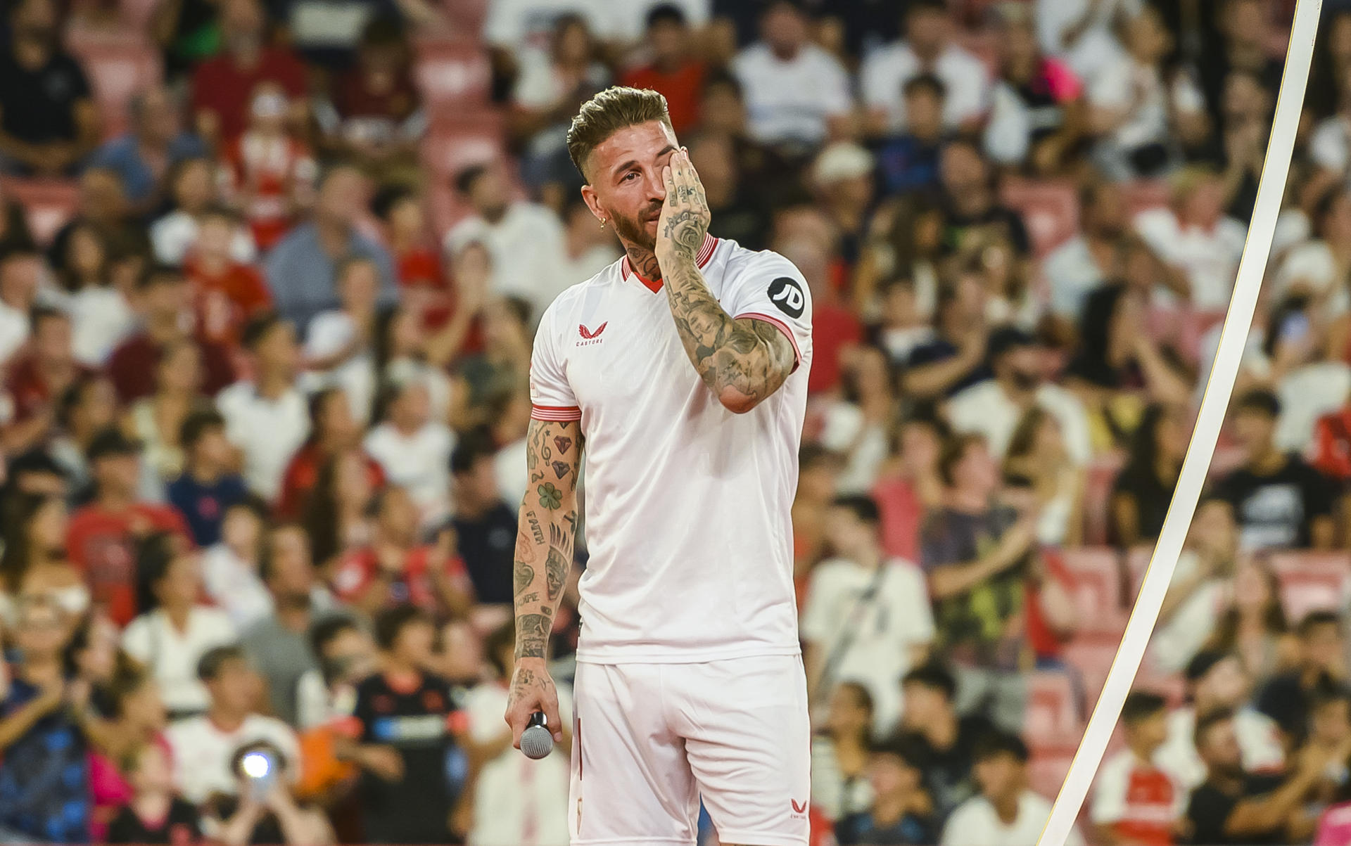 Sergio Ramos a été reçu en légende à Séville