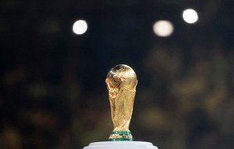 A Austrália não apresentará a sua candidatura para sediar a Copa do Mundo de 2034. O país considera mais viável concentrar os seus esforços na Copa Asiática Feminina de 2026 e no Mundial de Clubes de 2029. Toda essa situação deixa a Arábia Saudita como a única candidata.