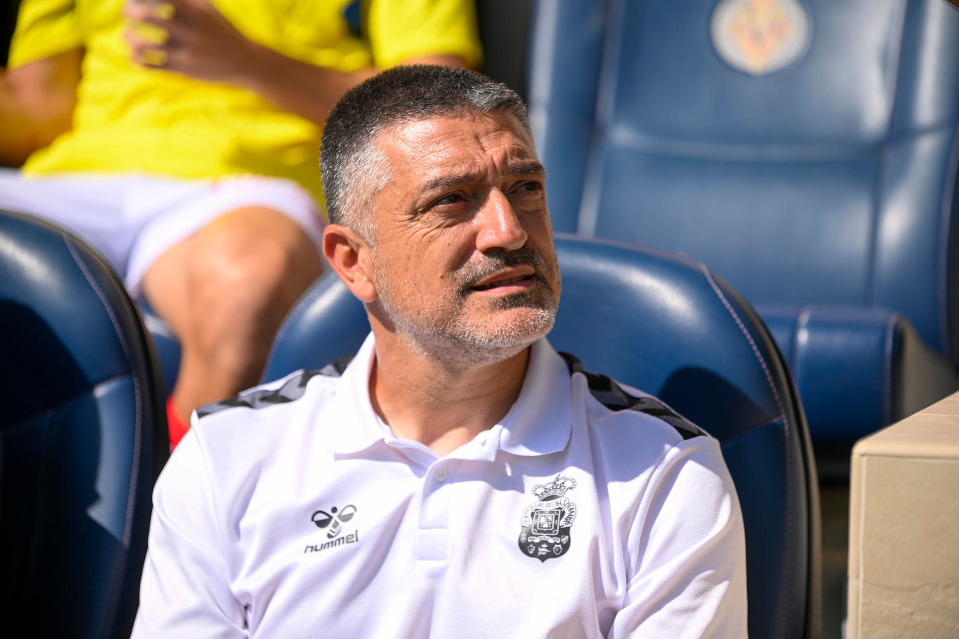 El técnico de la UD Las Palmas Francisco Javier Garcia Pimienta en una foto de archivo de Andreu Esteban. EFE