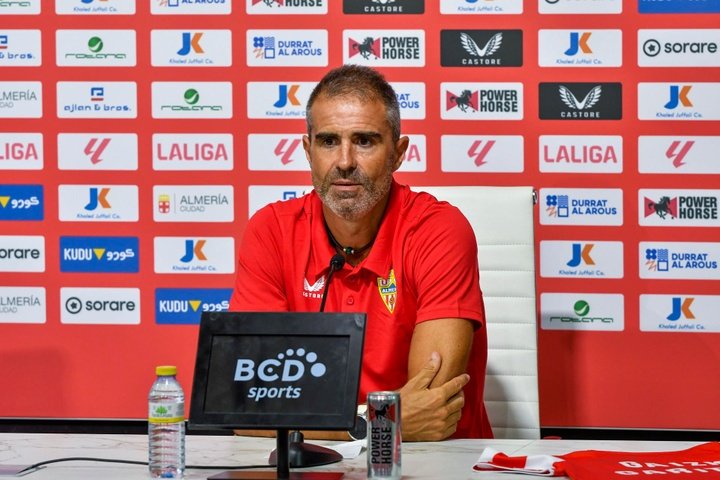 El Almería destituye a Garitano: Pepe Mel, nuevo entrenador