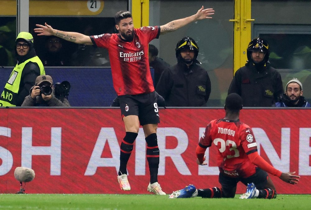 El Milan venció por 2-1 al PSG. EFE