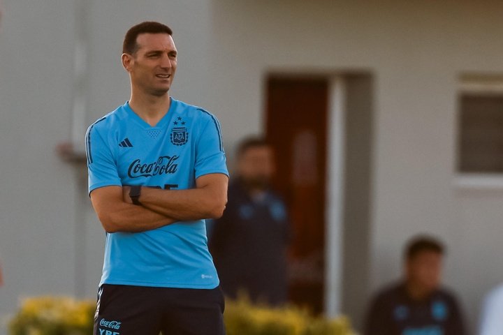 Scaloni no va a renunciar a corto plazo: su entorno dice que seguirá