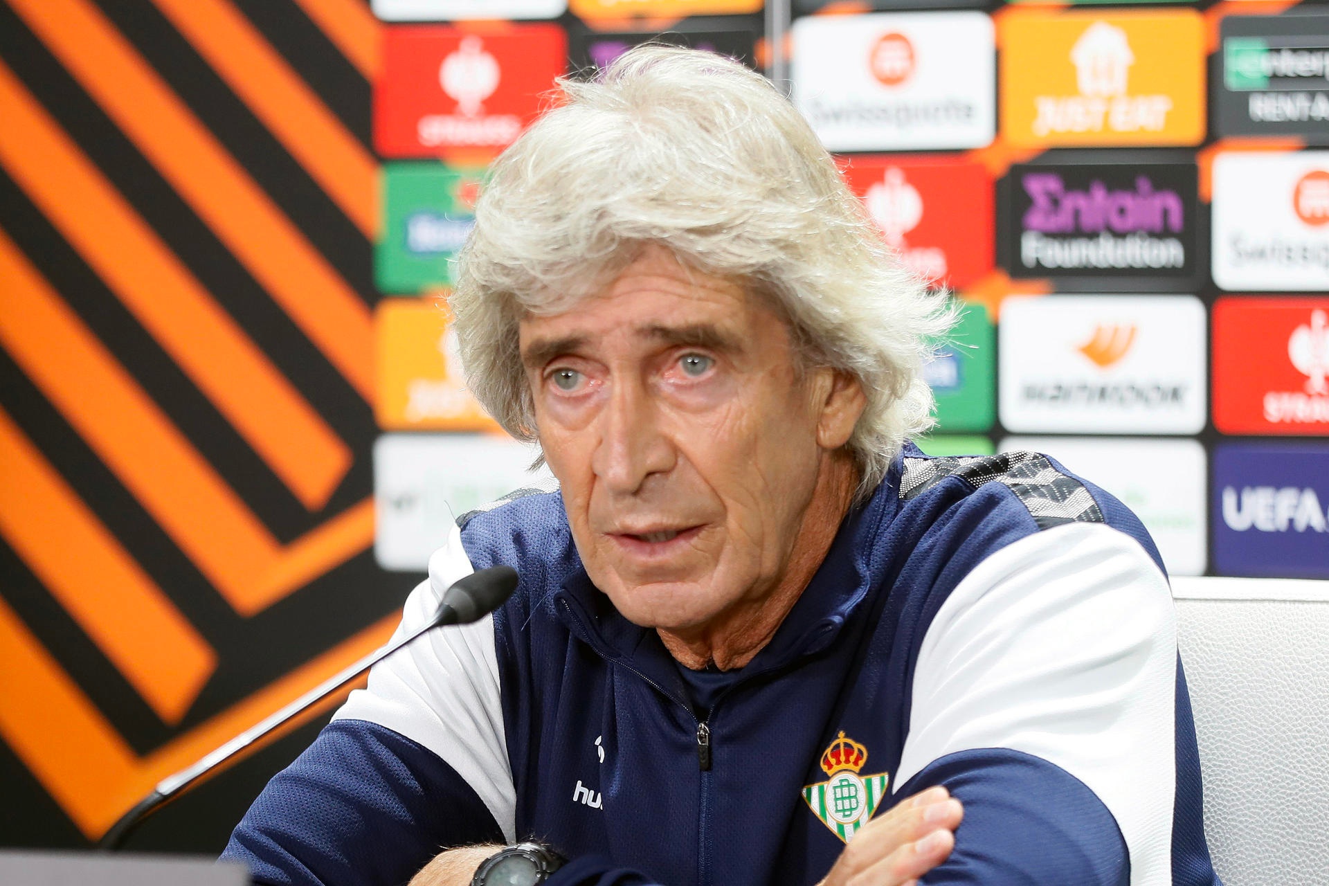 Pellegrini negó que la derrota pueda influir en el derbi. EFE