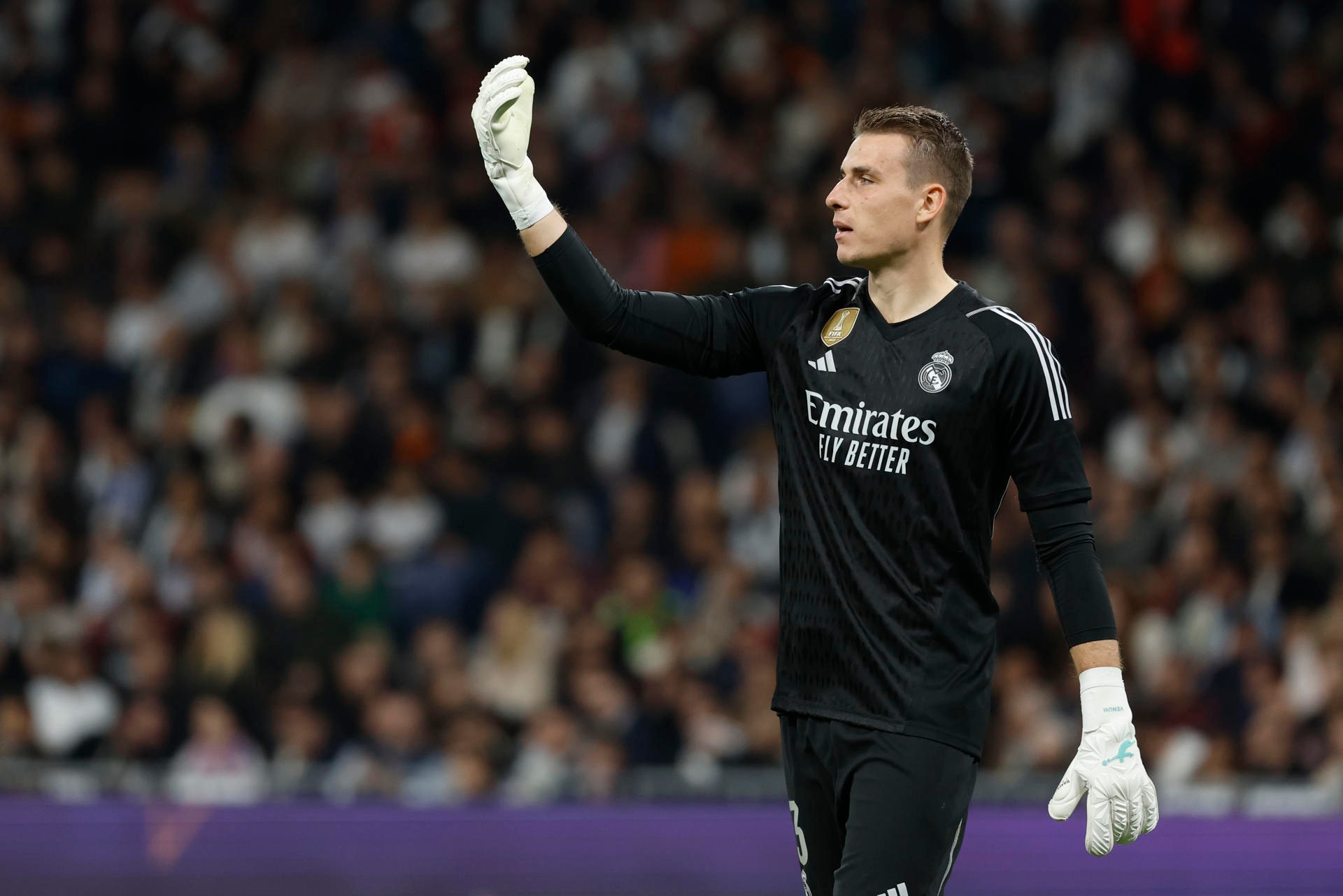 Lunin close to extending Madrid deal